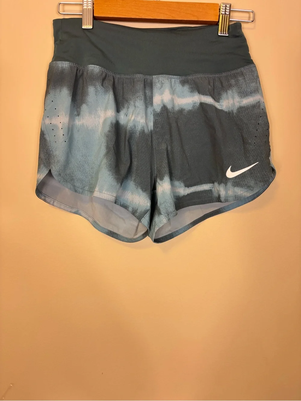 Nike Women’s Dark Teal and Light Blue Tie-Dye Running Shorts XS
